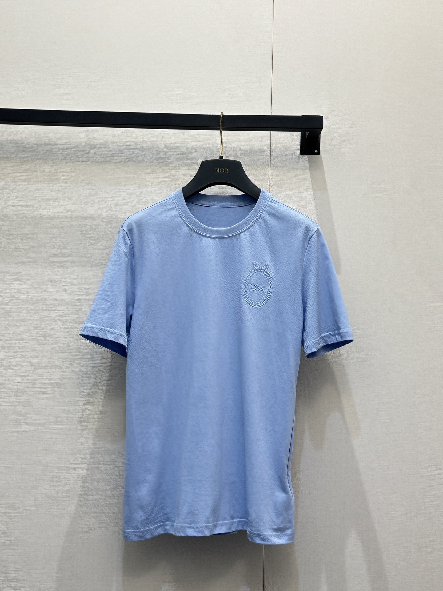 디올(DIOR) 보우 로고 자수 반팔 티셔츠 의류