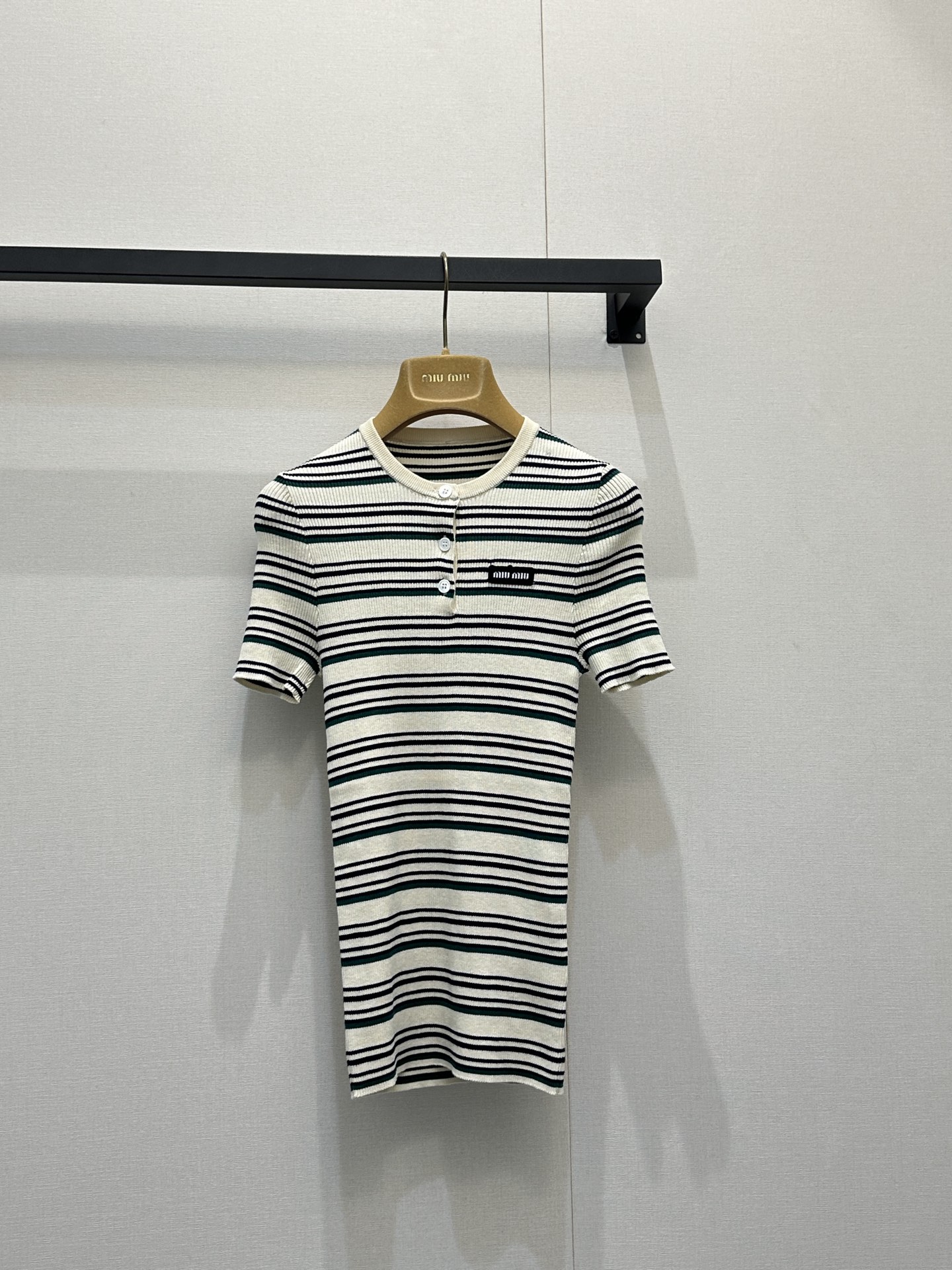 미우미우(MIU MIU) 스트라이프 니트 반팔 상의 의류