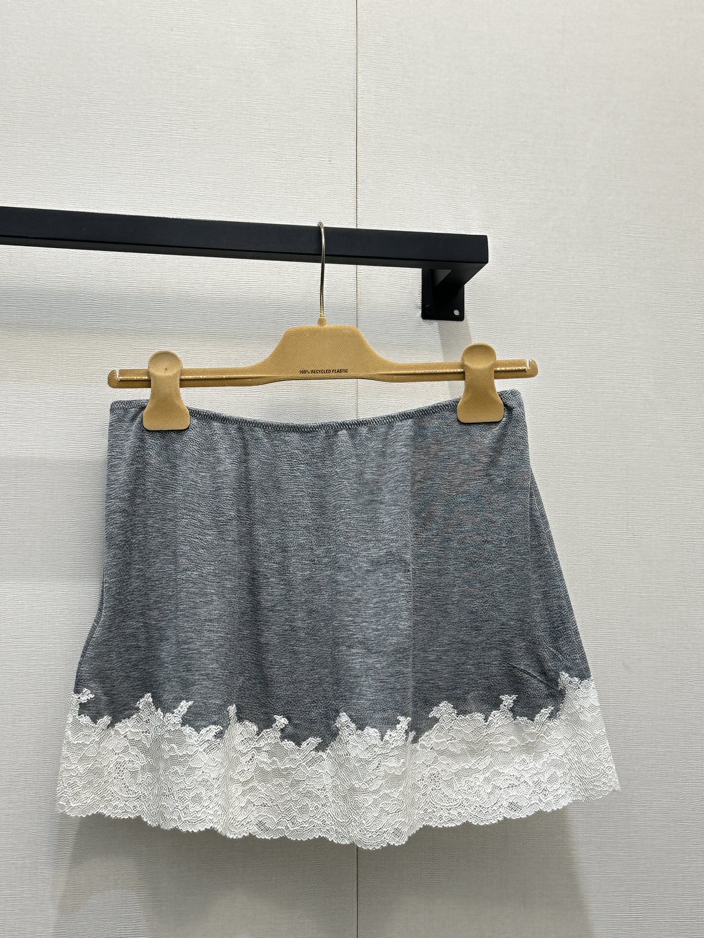 미우미우(MIU MIU) 레이스 패치 미디 스커트 의류