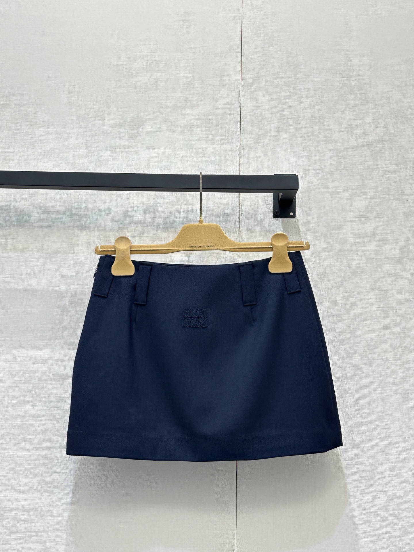 미우미우(MIU MIU) 로고 자수 A라인 스커트 의류