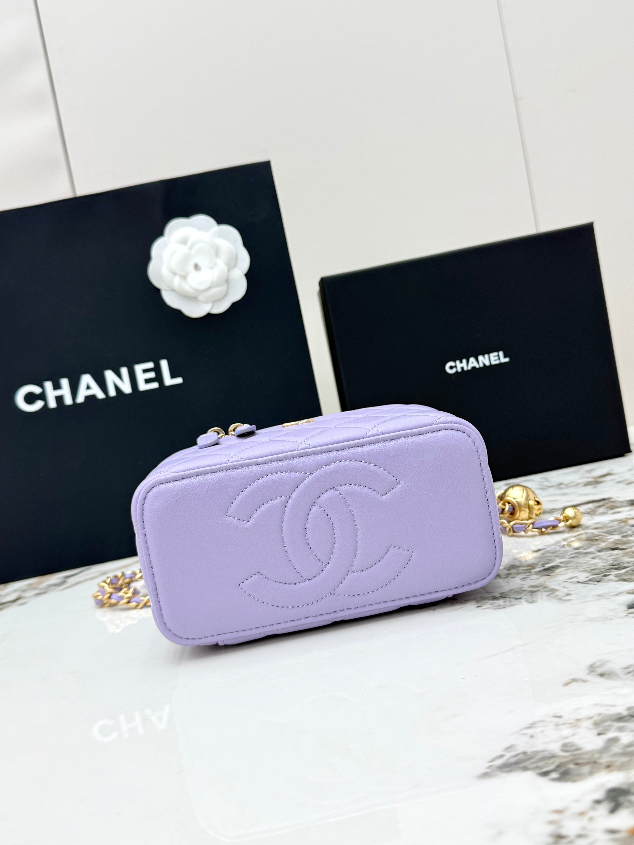 샤넬(Chanel) 24K 금볼 베니티 체인백 파우치백 가방 - 라지