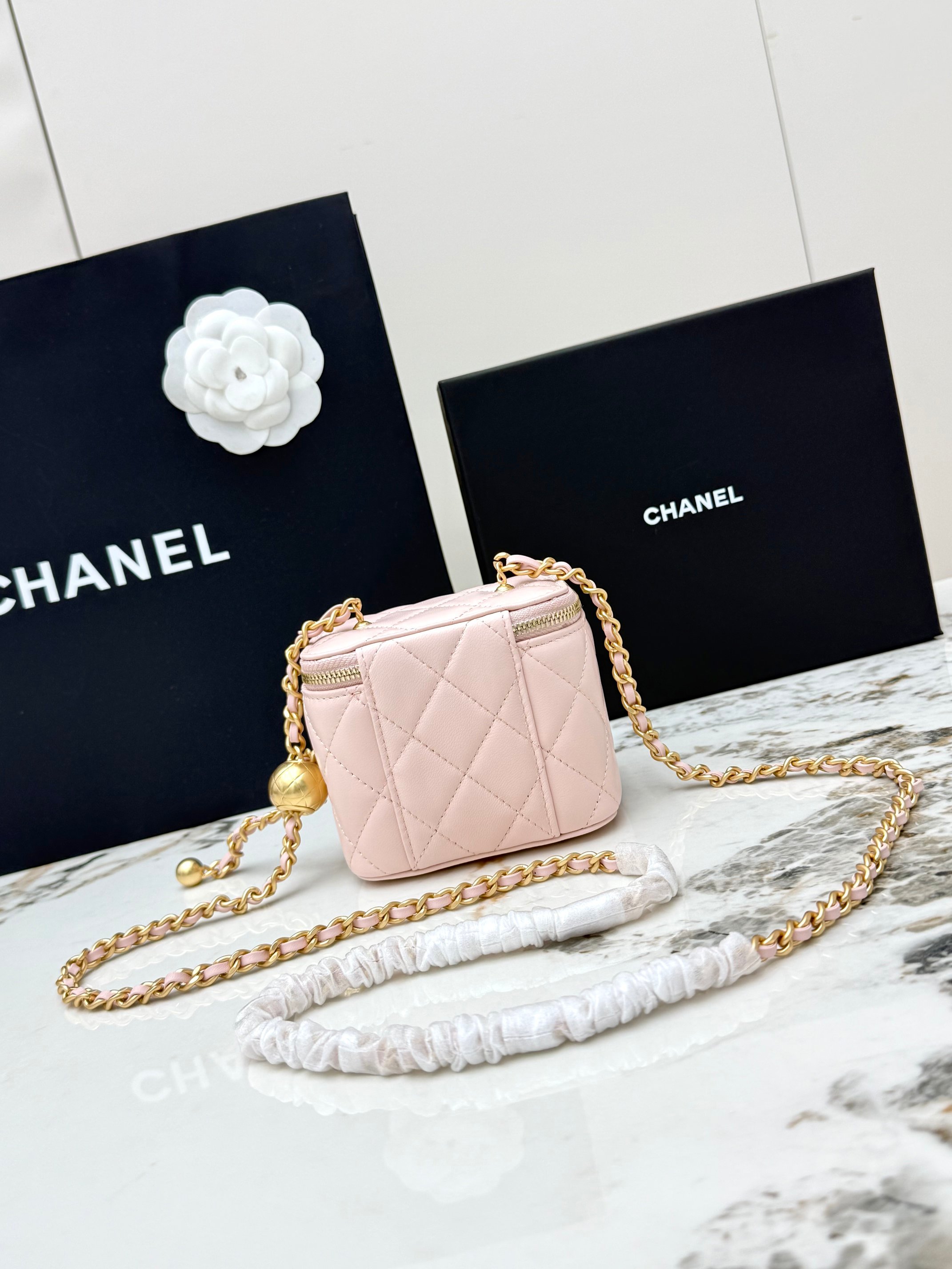 샤넬(Chanel) 21C 금볼 베니티 체인백 파우치백 가방 - 스몰