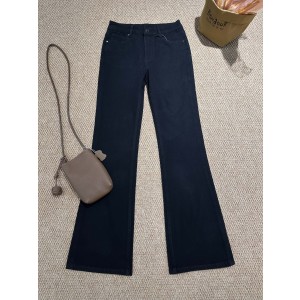 미우미우(miumiu) 뉴 시즌 하이 스트레치 플레어 팬츠 청바지 의류