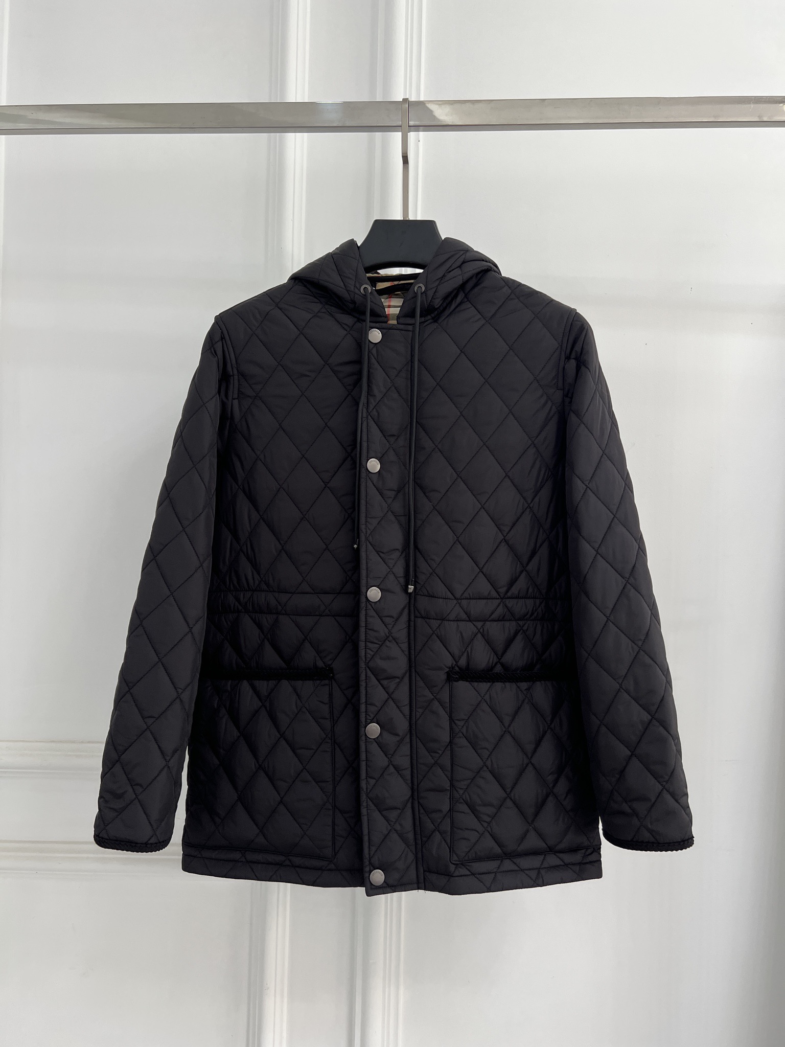 버버리(BURBERRY) 체크 안감 후드 패딩 자켓 의류