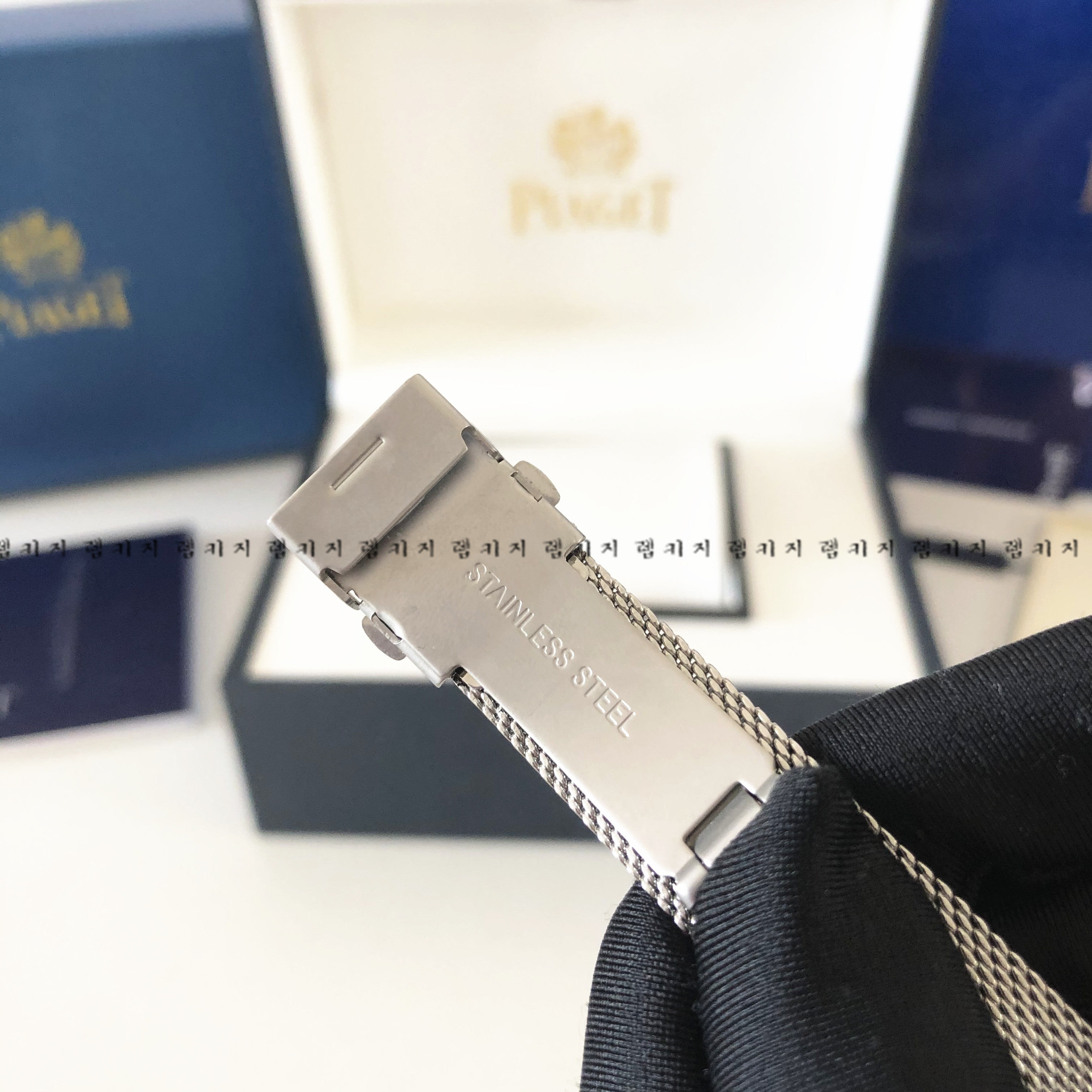 피아제 라임라이트 갈라 밀라니즈 메쉬스트랩 시계