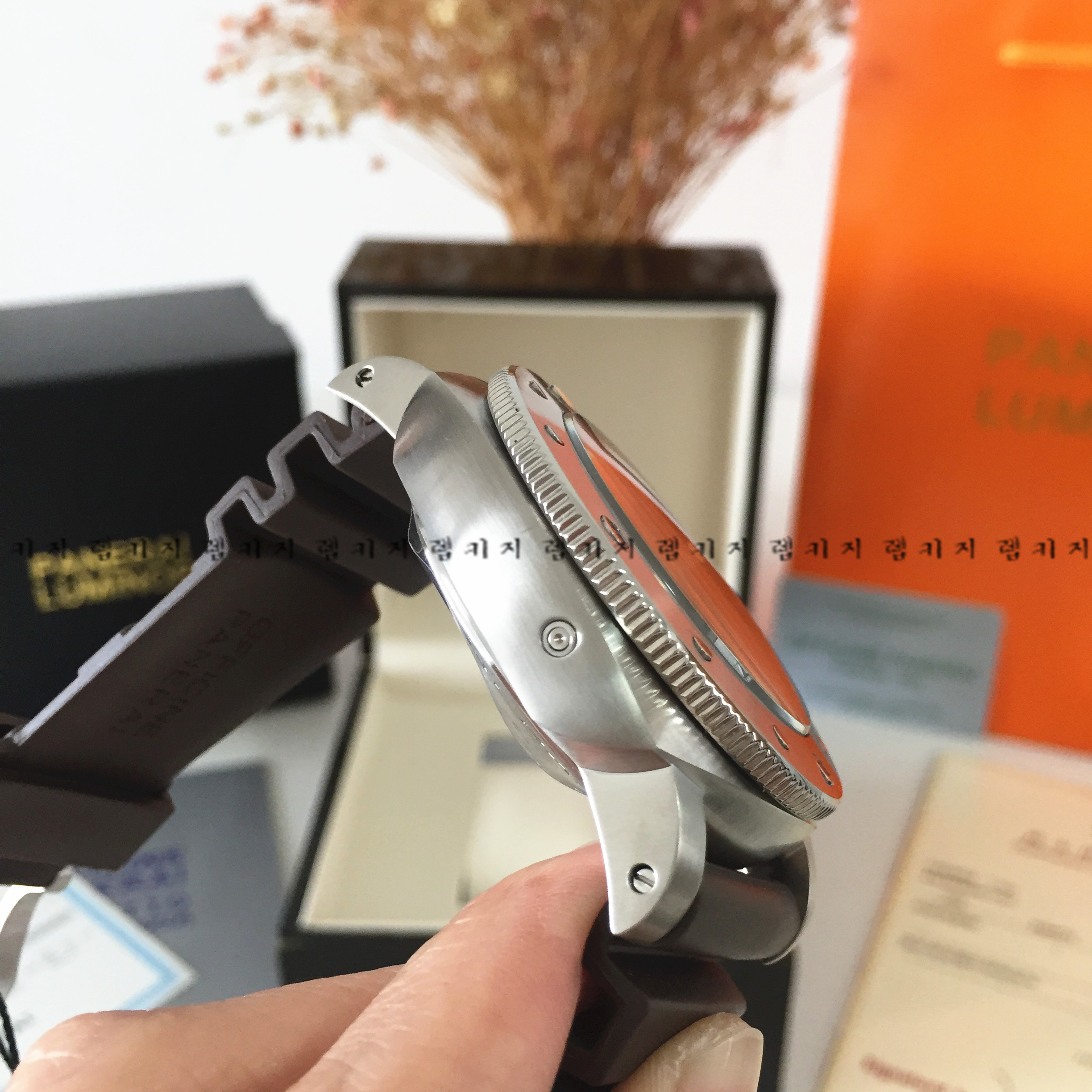 파네라이 섭머저블 46mm 오토매틱 우레탄시계