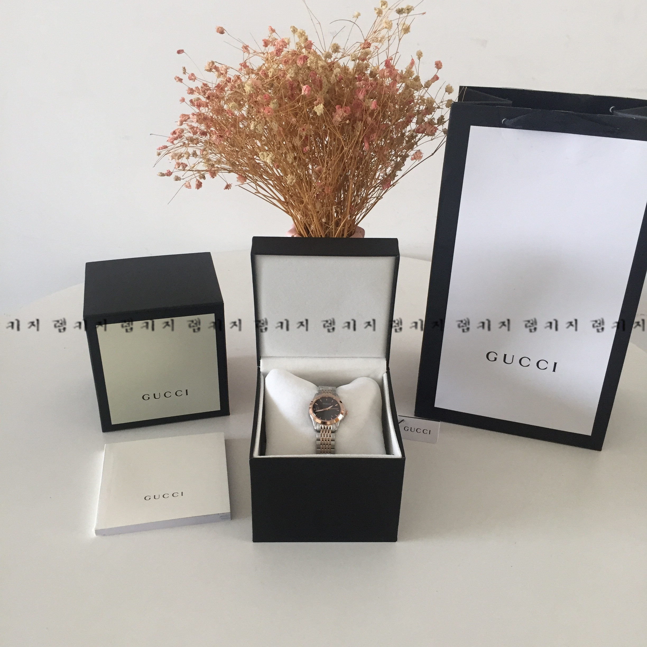 구찌 블랙다이얼 로즈골드 콤비 여성 메탈시계