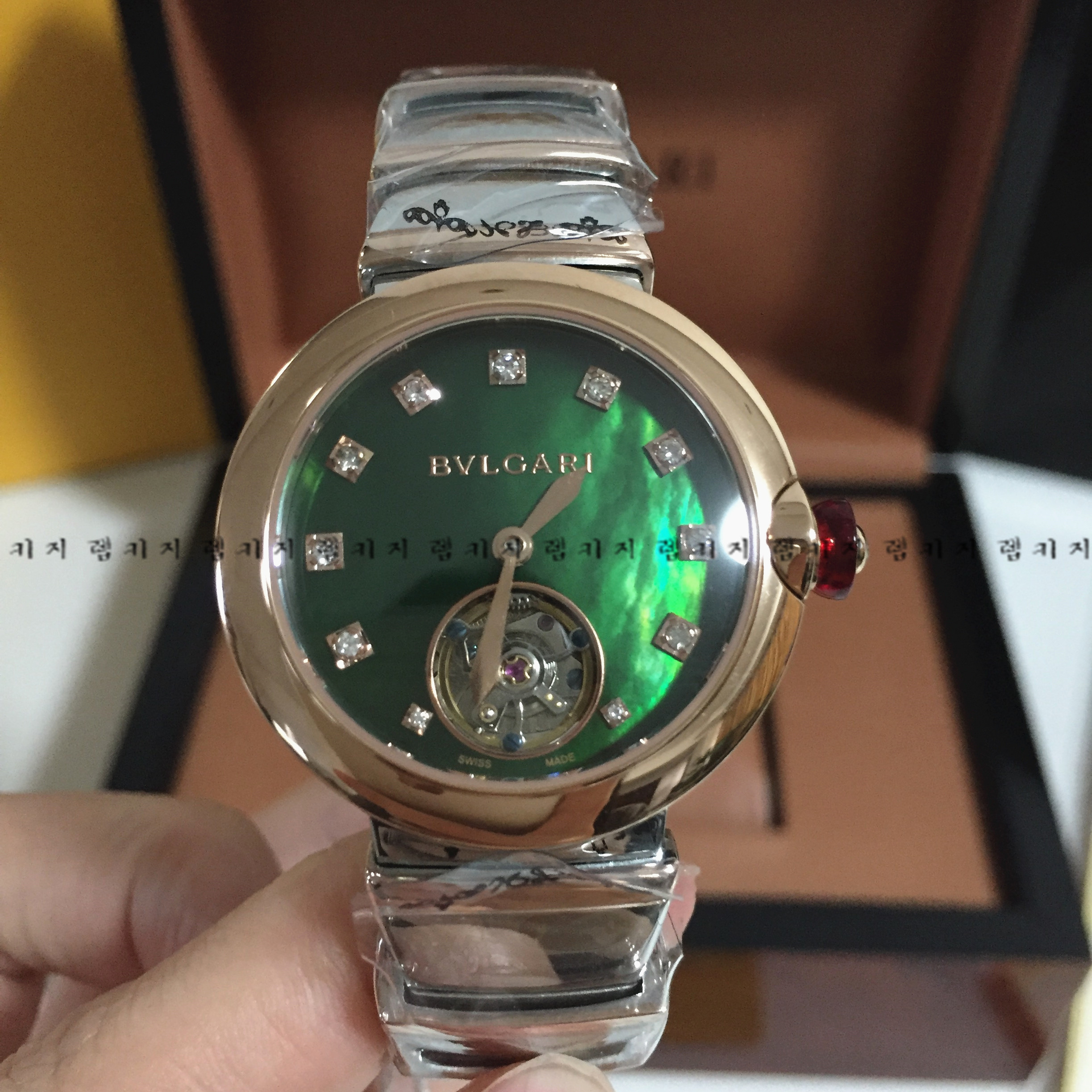 불가리 뚜루비옹 여성 메탈시계