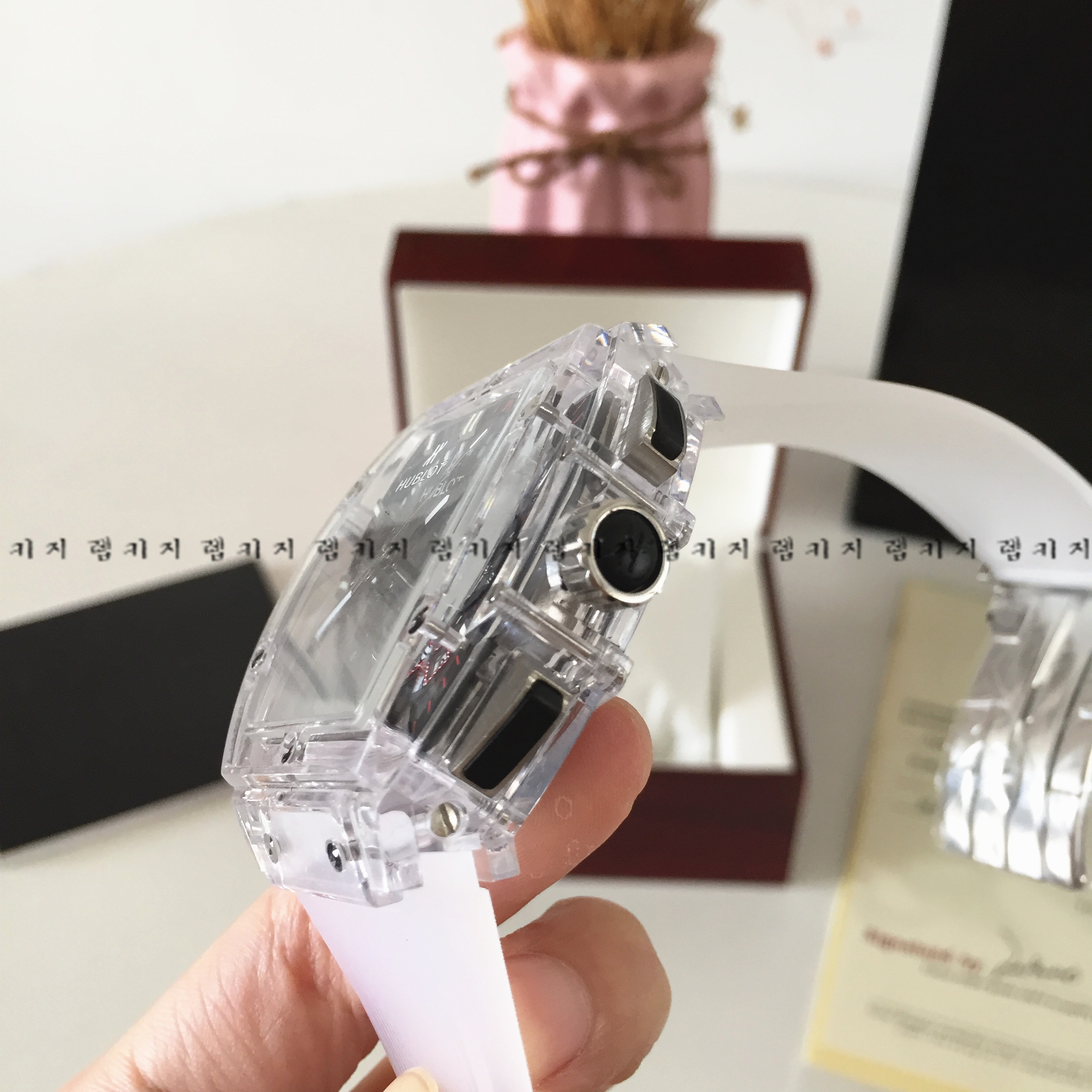 위블로 스피릿 오브 빅뱅 사파이어 리미티드 에디션