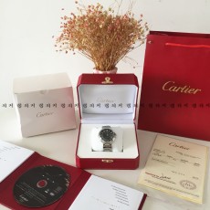 까르띠에 발롱블루 블랙판 은장메탈시계