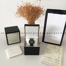 구찌 G크로노 블랙다이얼 블랙메탈시계