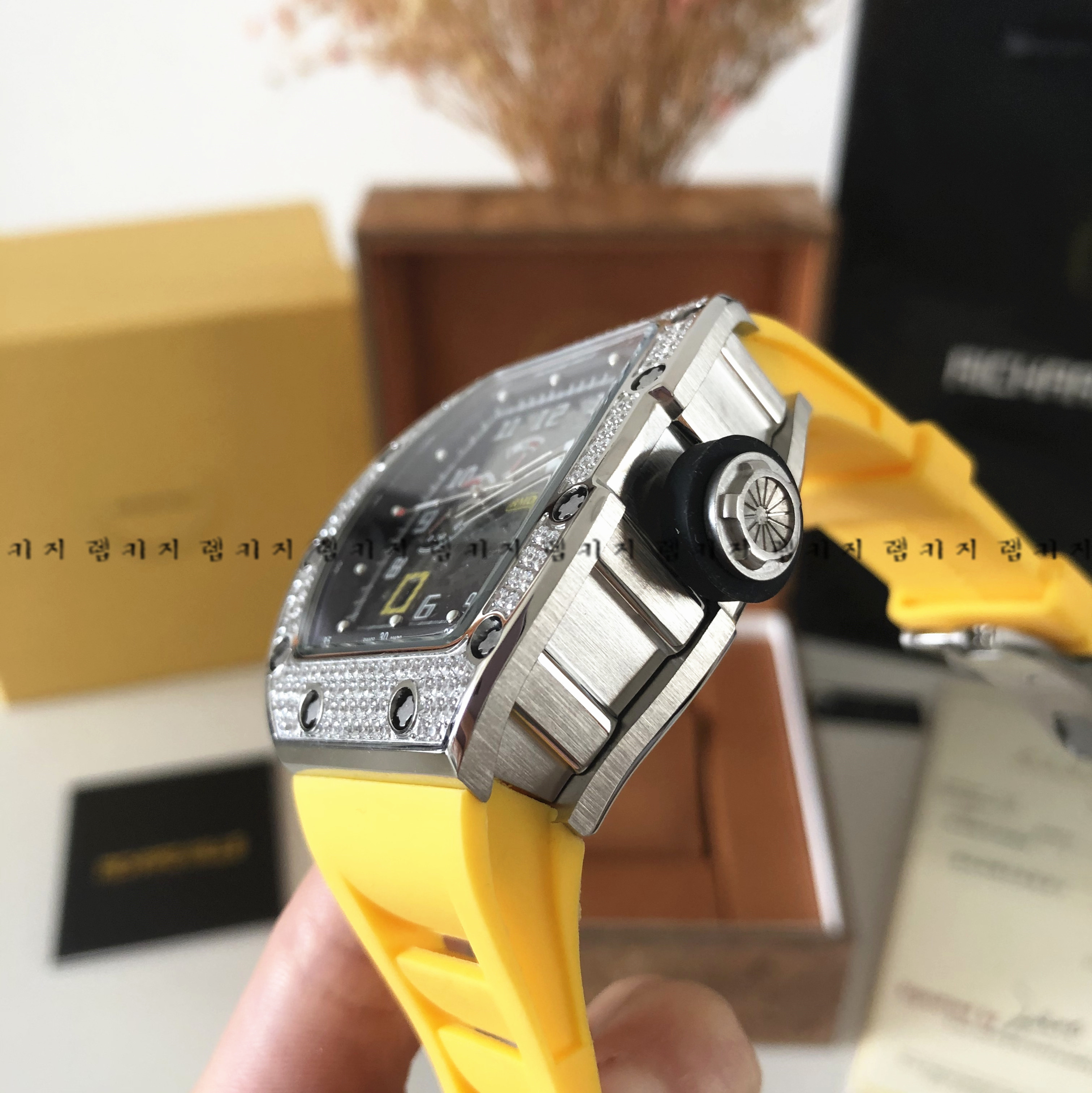 리차드밀 RM030 베젤 러버밴드 우레탄시계