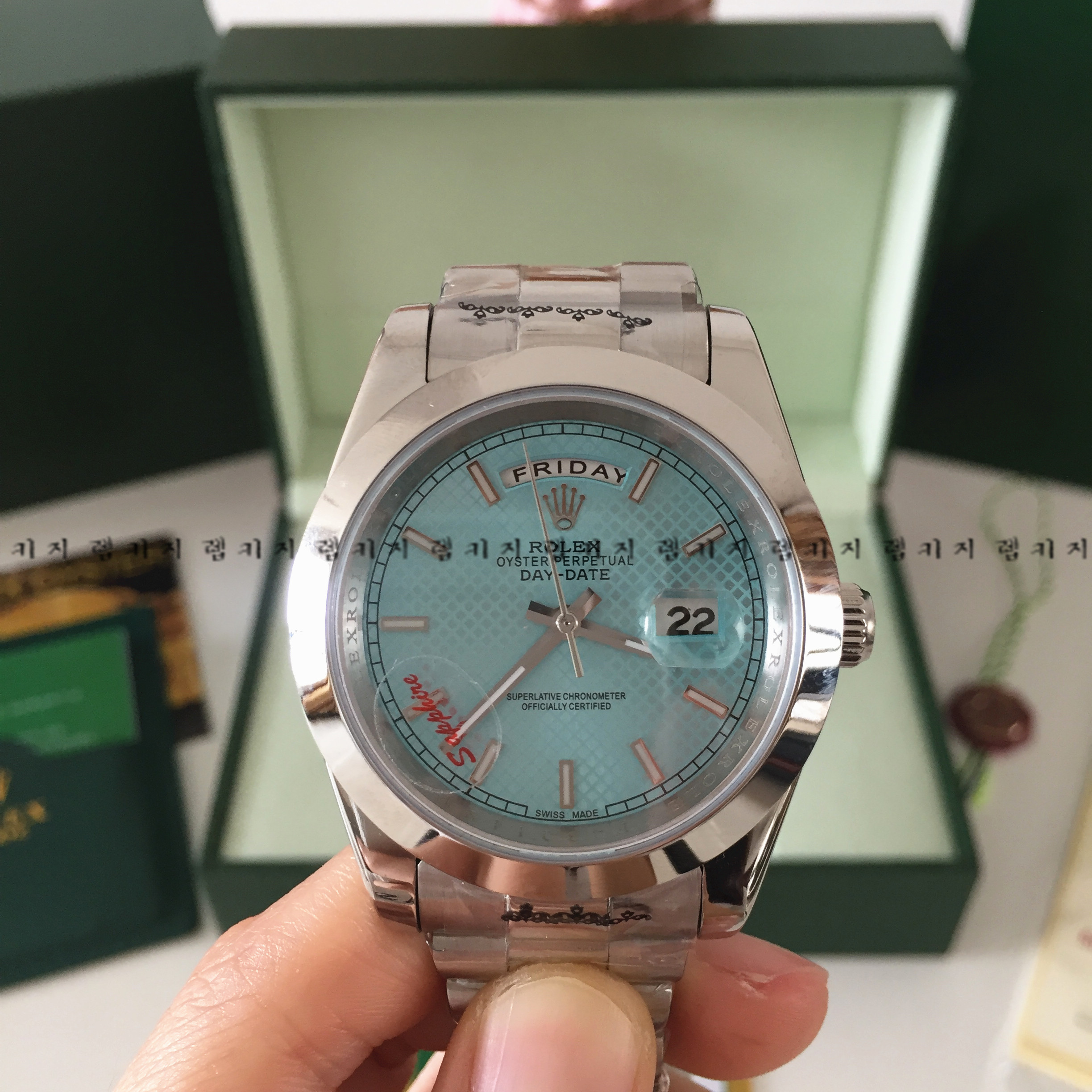 로렉스 데이데이트 플래티넘 은장 메탈시계