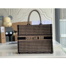 디올 토트백 북토트백