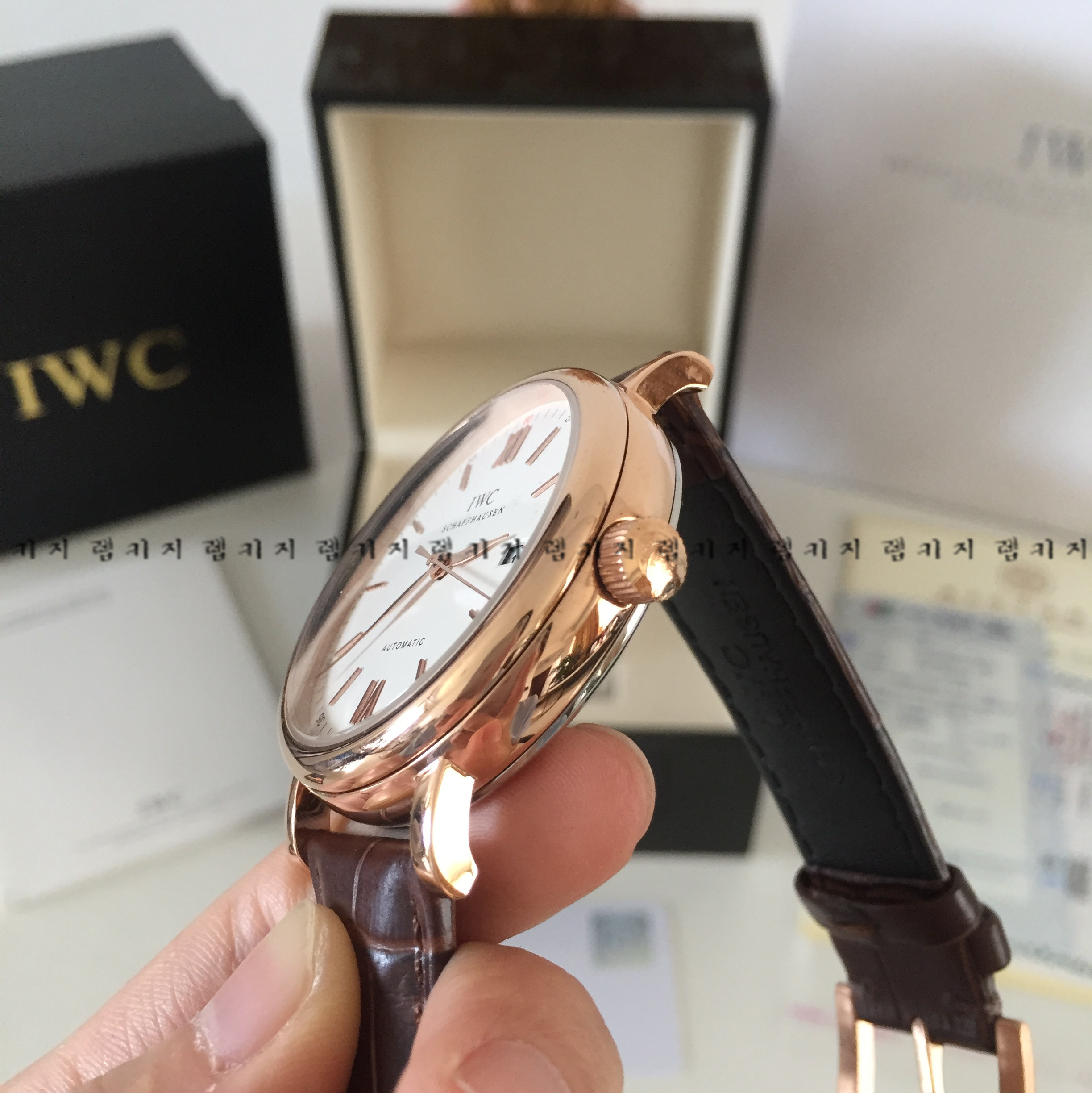 IWC 포르토피노 로즈골드 금장 가죽시계