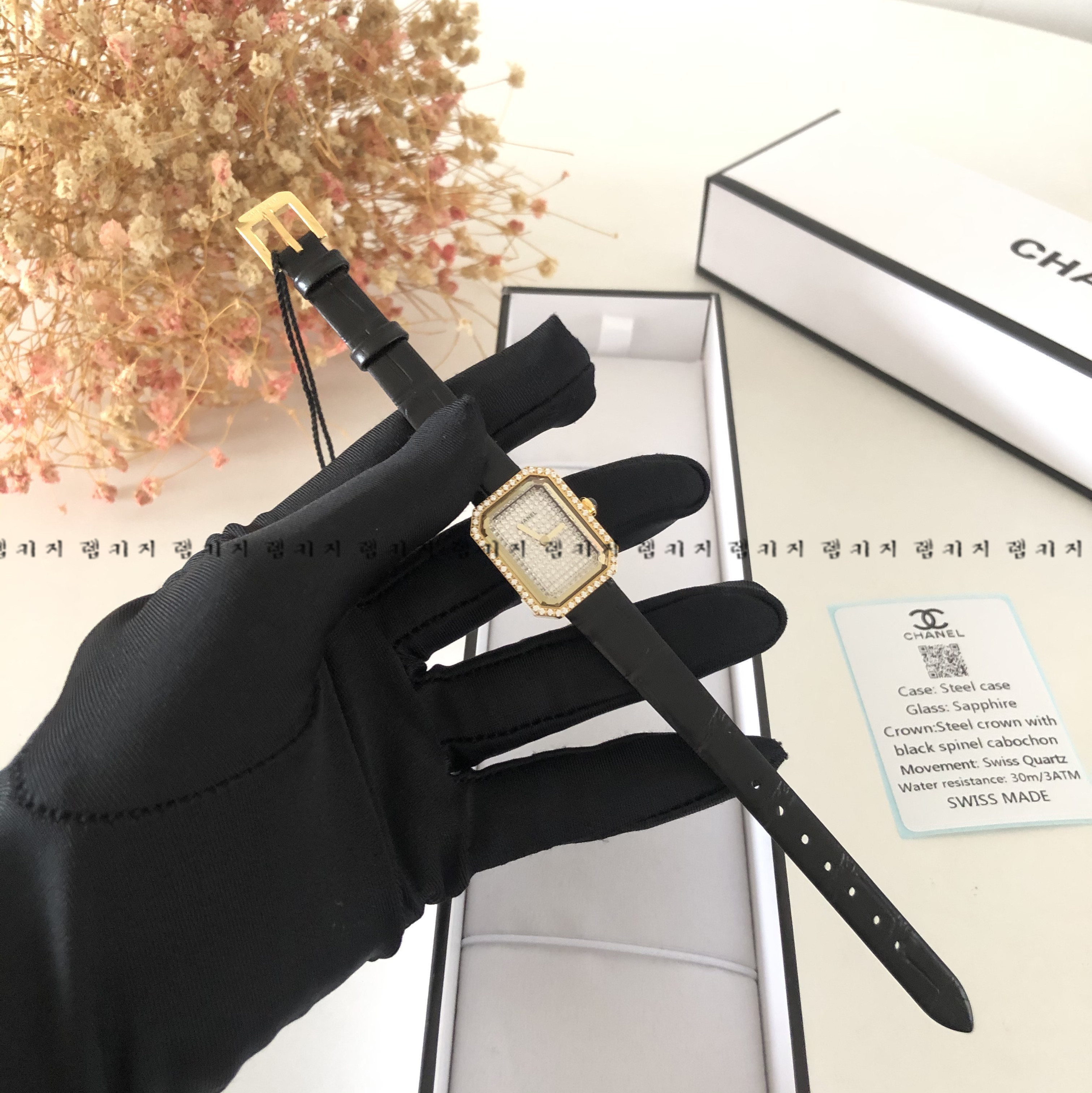 샤넬 보이프렌드 다이아 큐빅 여성 가죽시계