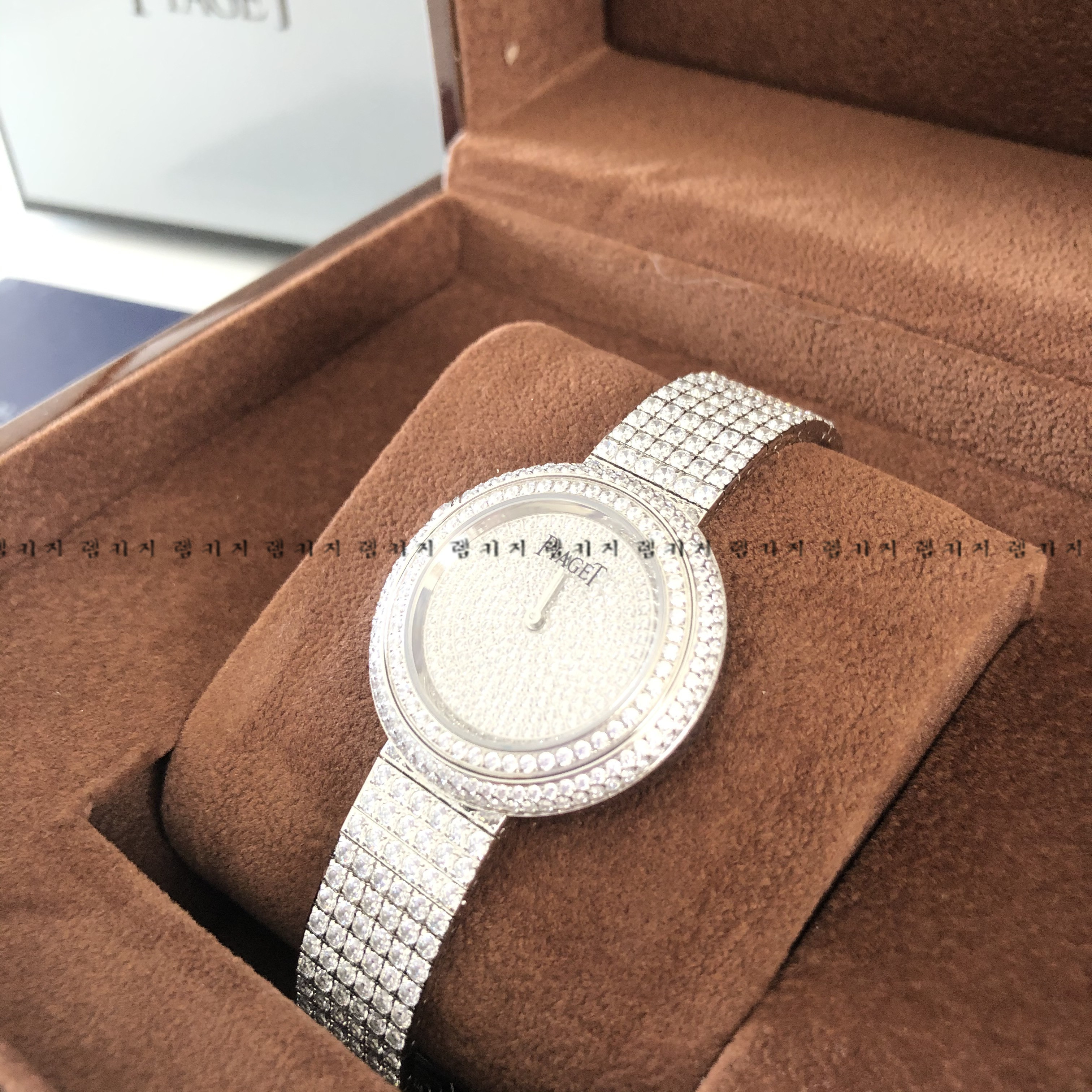 피아제 다이아 큐빅 여성 메탈시계