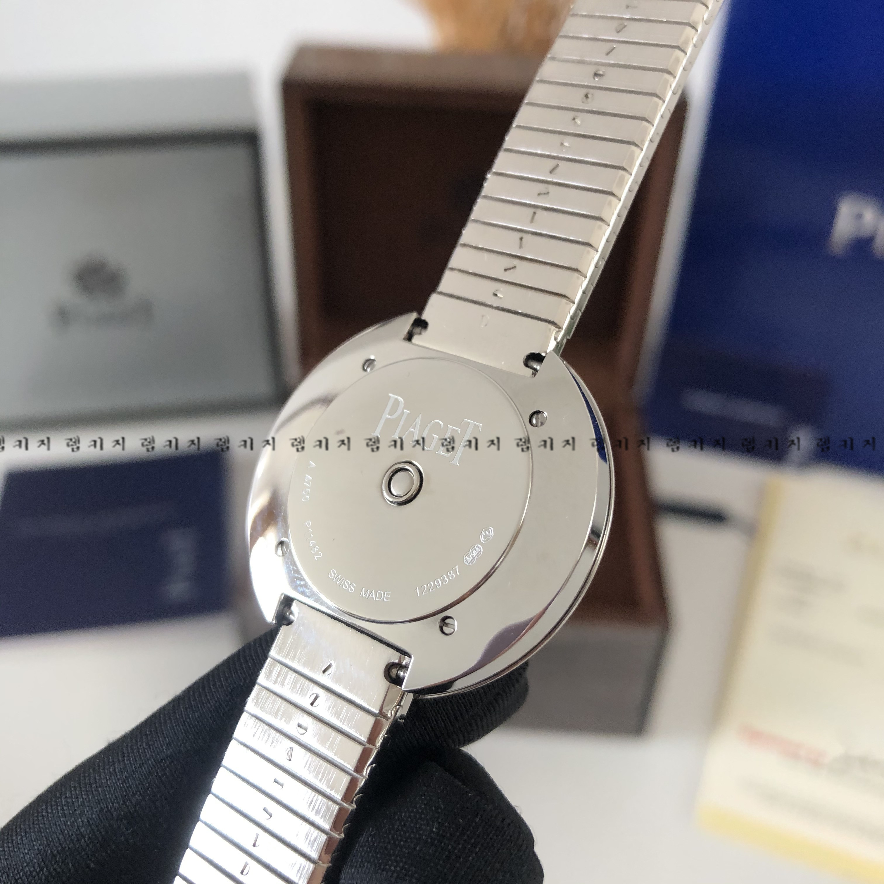 피아제 다이아 큐빅 여성 메탈시계