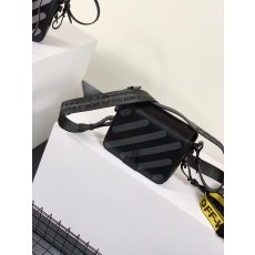 오프화이트 블랙 DIAG 미니 플랩백