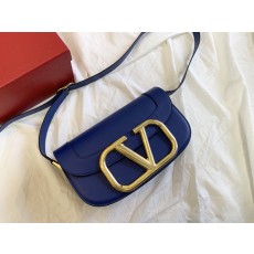 발렌티노 Garavani 금장 Vsling MAXI 블루 숄더백