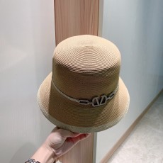 발렌티노 버킷햇