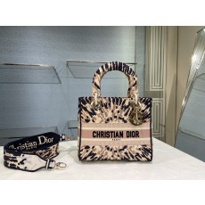 디올 레이디백 미듐