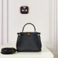 펜디 PEEKABOO ICONIC MINI BAG
