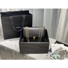 세인트롤랜드TUC BOX BAG