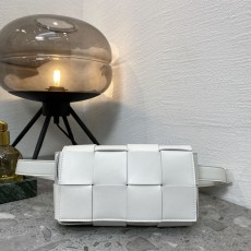 보테가 Cassette Bag