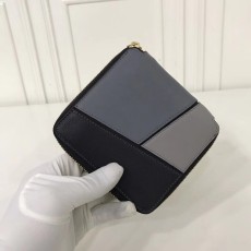 로에베 여성 지갑