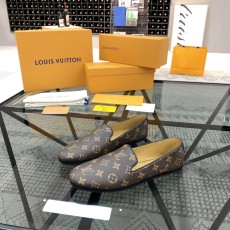 루이비통 플랫 로퍼