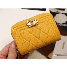 샤넬 보이 지퍼 지갑