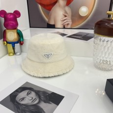 프라다 버킷햇