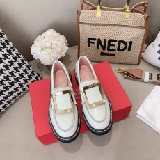 로저비비에 로퍼