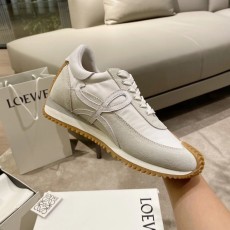 로에베 스니커즈 플로우