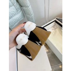 로에베 스니커즈 플로우