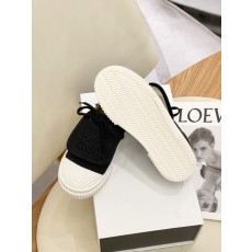 로에베 스니커즈 아나그램 플랩