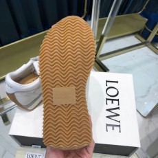 로에베 스니커즈 플로우