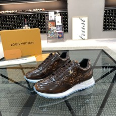루이비통 스니커즈