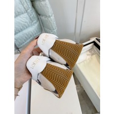 로에베 스니커즈 플로우