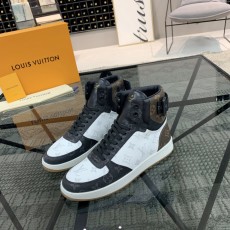 루이비통 스니커즈 하이탑