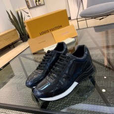 루이비통 스니커즈