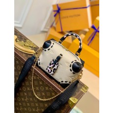 루이비통 크로스백 쁘띠 말 수플 M58518