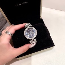 반클리프앤아펠 메탈시계