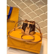 루이비통 노에 퍼스 M57099