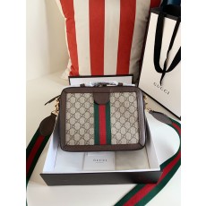 구찌 GG슈프림 오피디아 스퀘어 숄더백