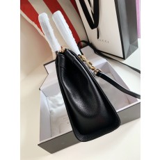 구찌 오피디아 레더 토트백