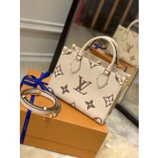 루이비통 익스크루시벌리 온더고 PM 토트백 M45654