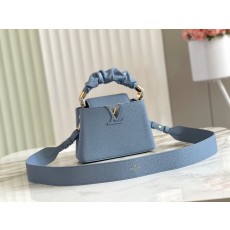 루이 비통 카퓌신 미니 M58726