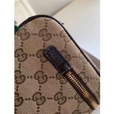 구찌 GG 수프림 크로스백